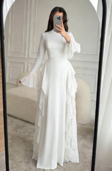 Elegant and casual high-waisted solid color bell sleeve dress